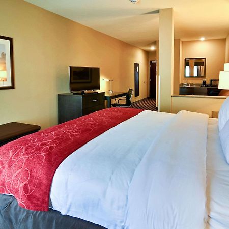 Comfort Suites Uniontown Bagian luar foto