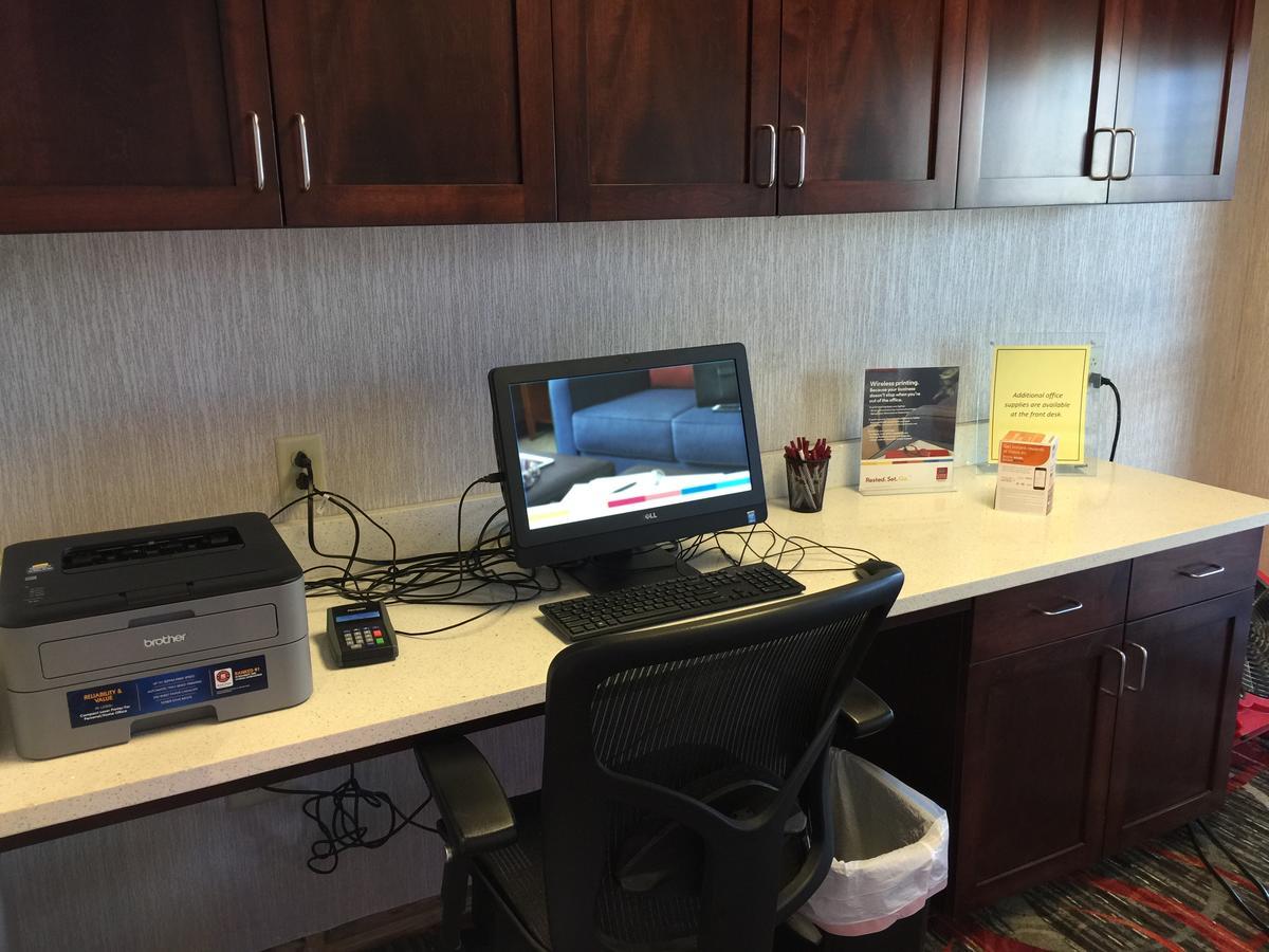 Comfort Suites Uniontown Bagian luar foto