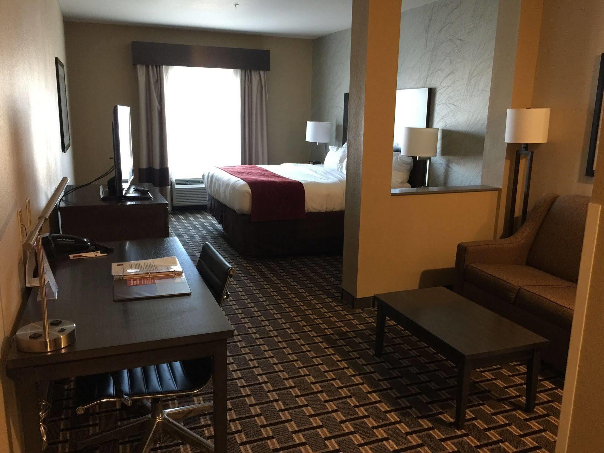 Comfort Suites Uniontown Bagian luar foto